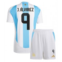 Argentina Julian Alvarez #9 Hemmatröja Barn Copa America 2024 Kortärmad (+ Korta byxor)